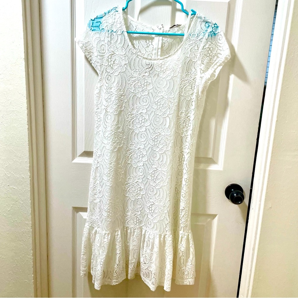 Ariat White Lace Dress